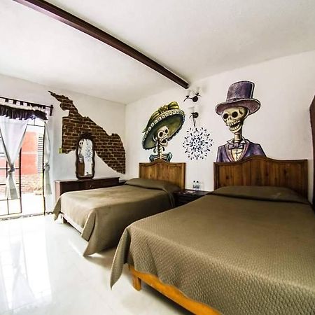 פואבלה Gente De Mas Hostel מראה חיצוני תמונה
